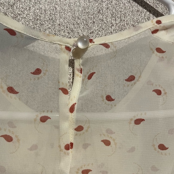 To the Max Cream and Red Ruffled Bib Collar Blouse - Picture 5 of 6